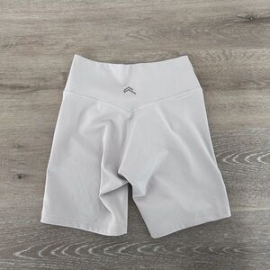 Oneractive timeless shorts in Sand